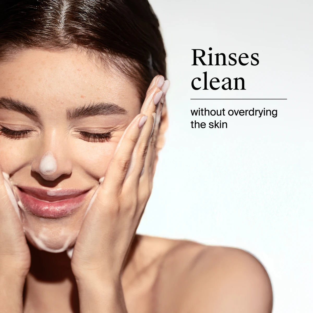 Neutrogena® Oil-Free Acne Wash Pink Grapefruit Facial Cleanser product image 5