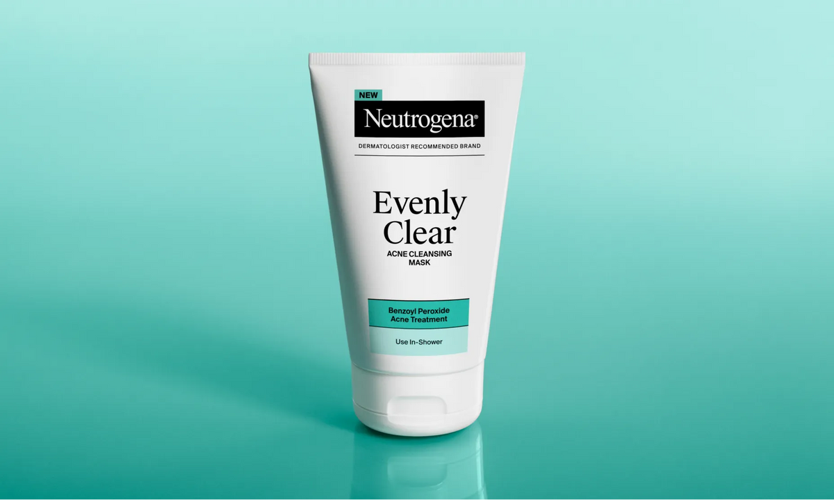 Neutrogena® Evenly Clear™ Acne Cleansing Mask product image 10